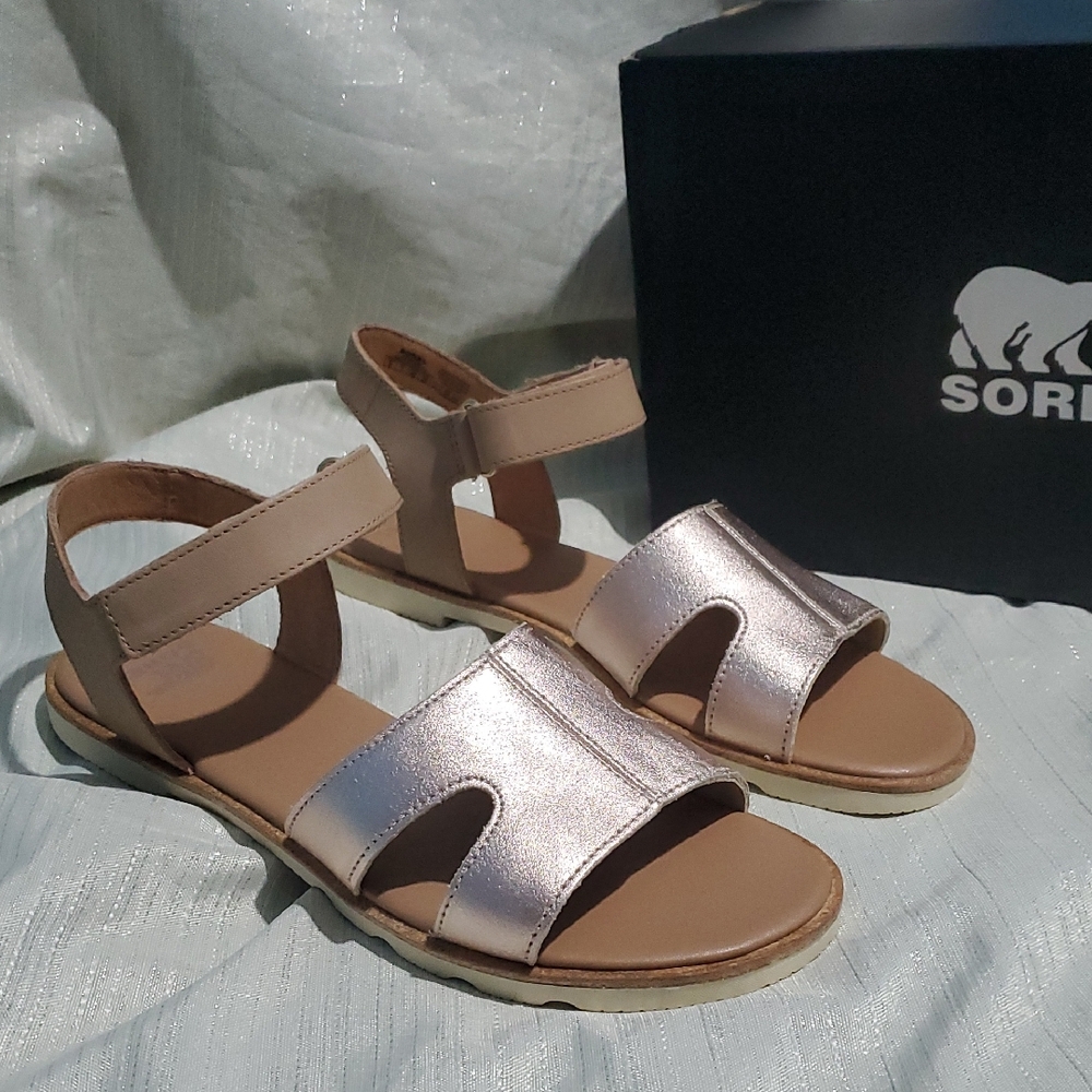 Sorel Ella III Ankle Strap Metallic Sandals